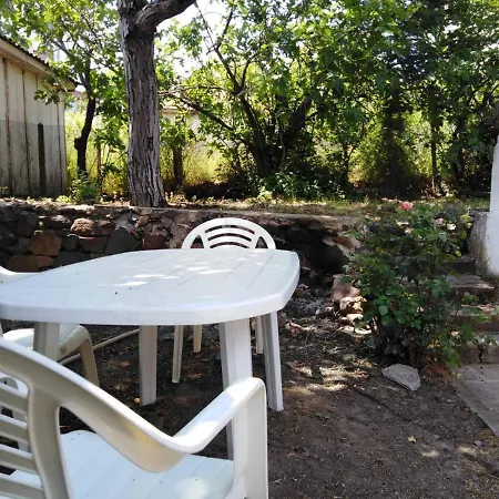 Гостевой дом Town House On Ropotamo Str. Ахтополь