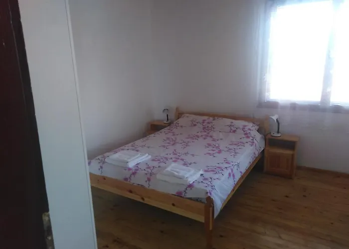 Гостевой дом Town House On Ropotamo Str. *