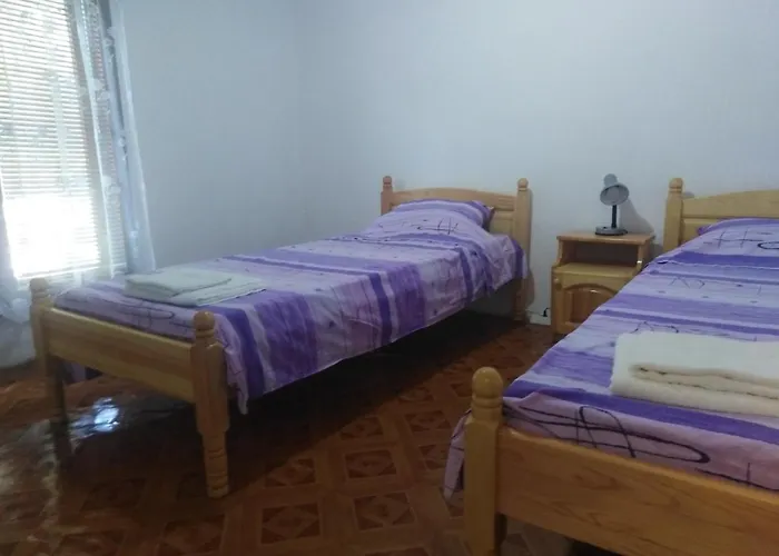 Гостевой дом Town House On Ropotamo Str. *